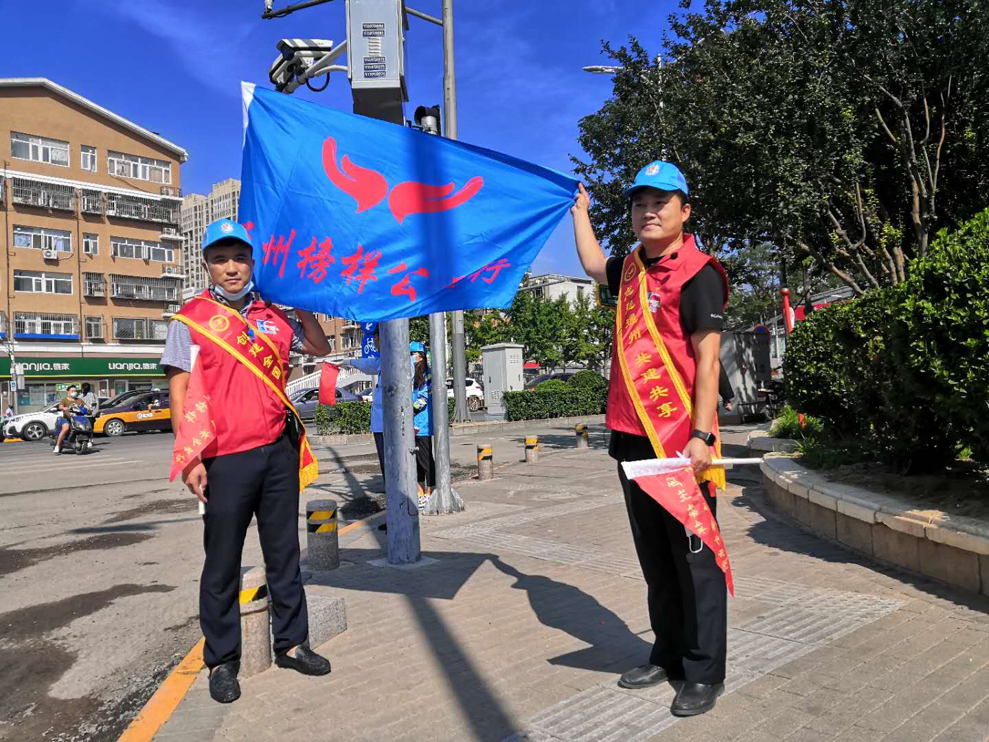 <strong>韩国人操B网视频</strong>